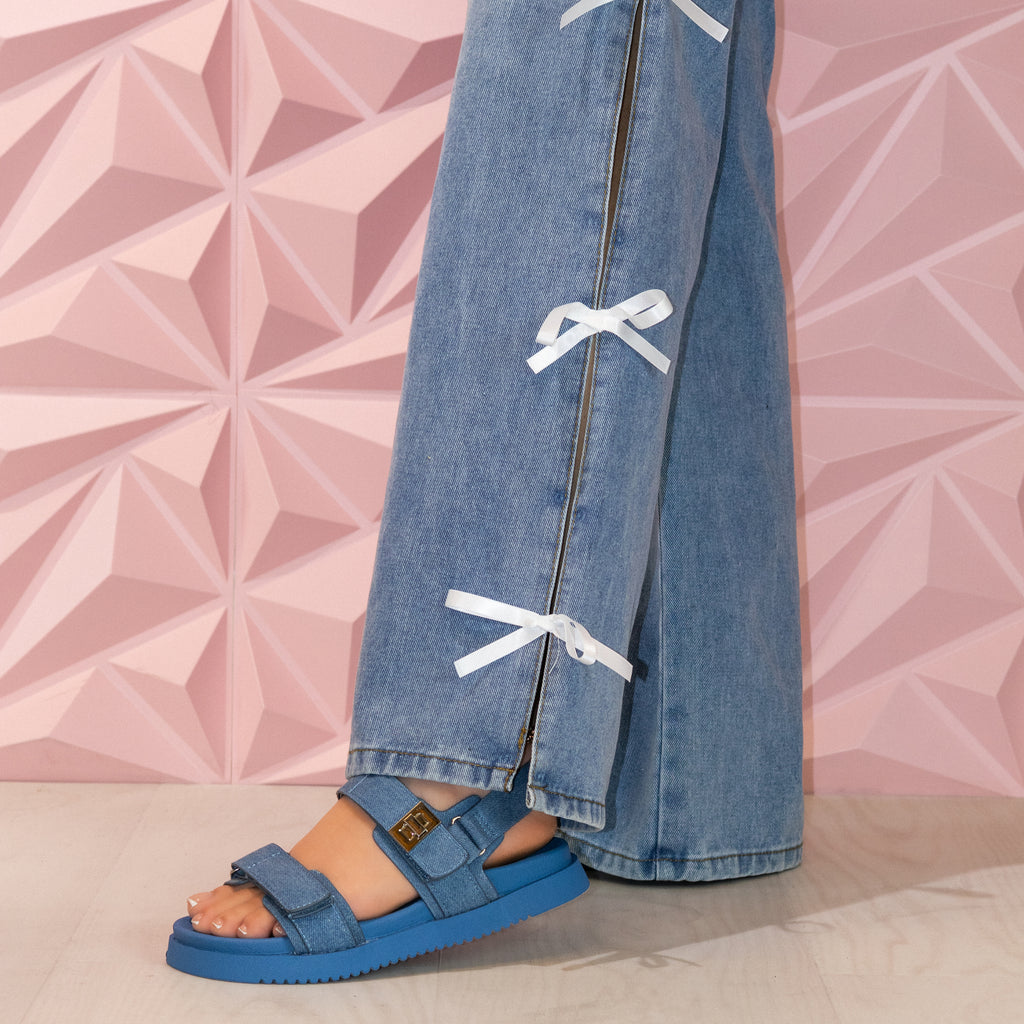 Daniela - Wide Fit Adjustable Double Strap Flat Sandals, Women’s Comfortable Summer Footwear, Cushioned Insole Stylish Casual Open Toe Sandals, Versatile Everyday Beach & Walking Shoes