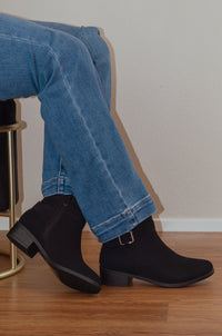 Alana - Chunky Low Heel Chelsea Booties