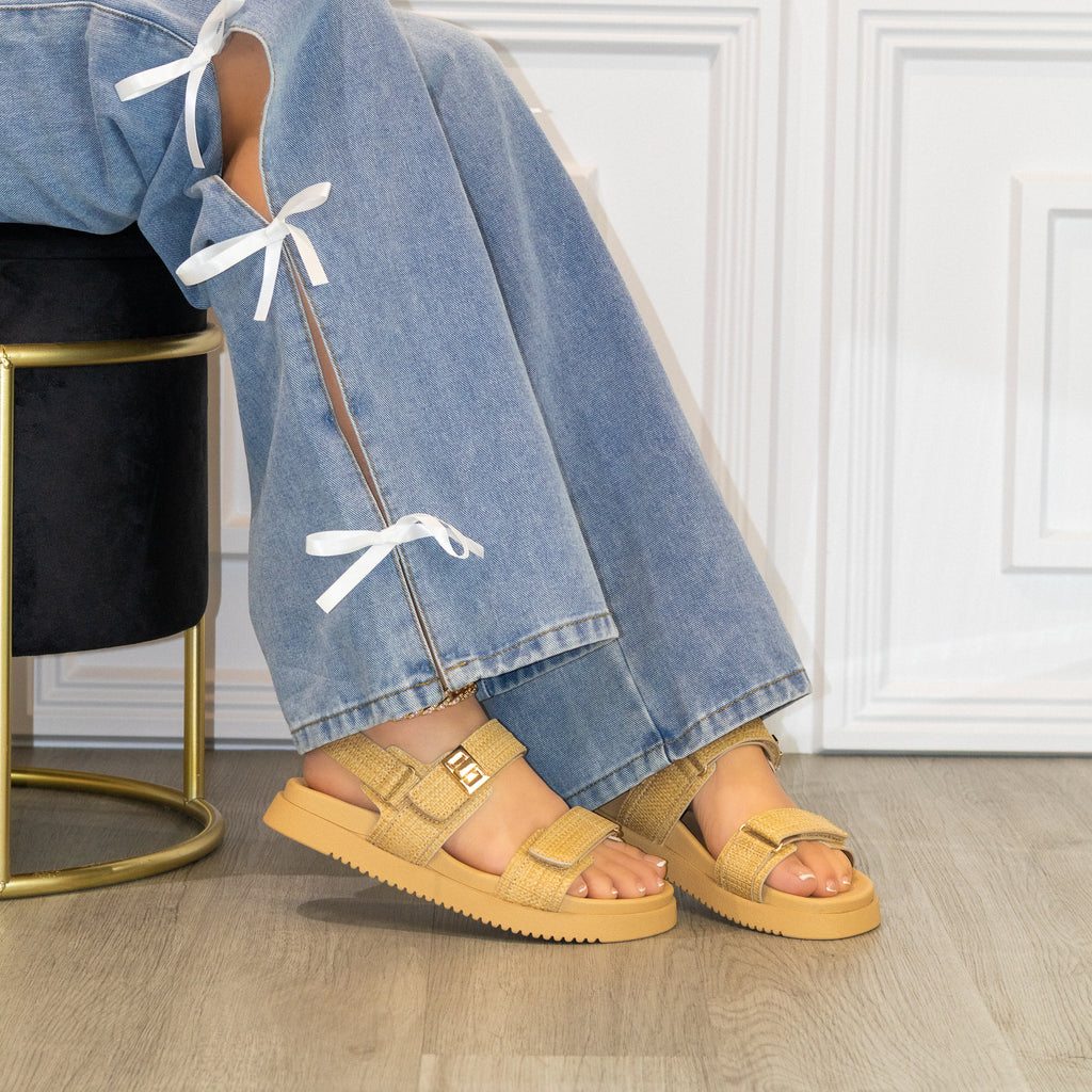 Daniela - Wide Fit Adjustable Double Strap Flat Sandals, Women’s Comfortable Summer Footwear, Cushioned Insole Stylish Casual Open Toe Sandals, Versatile Everyday Beach & Walking Shoes
