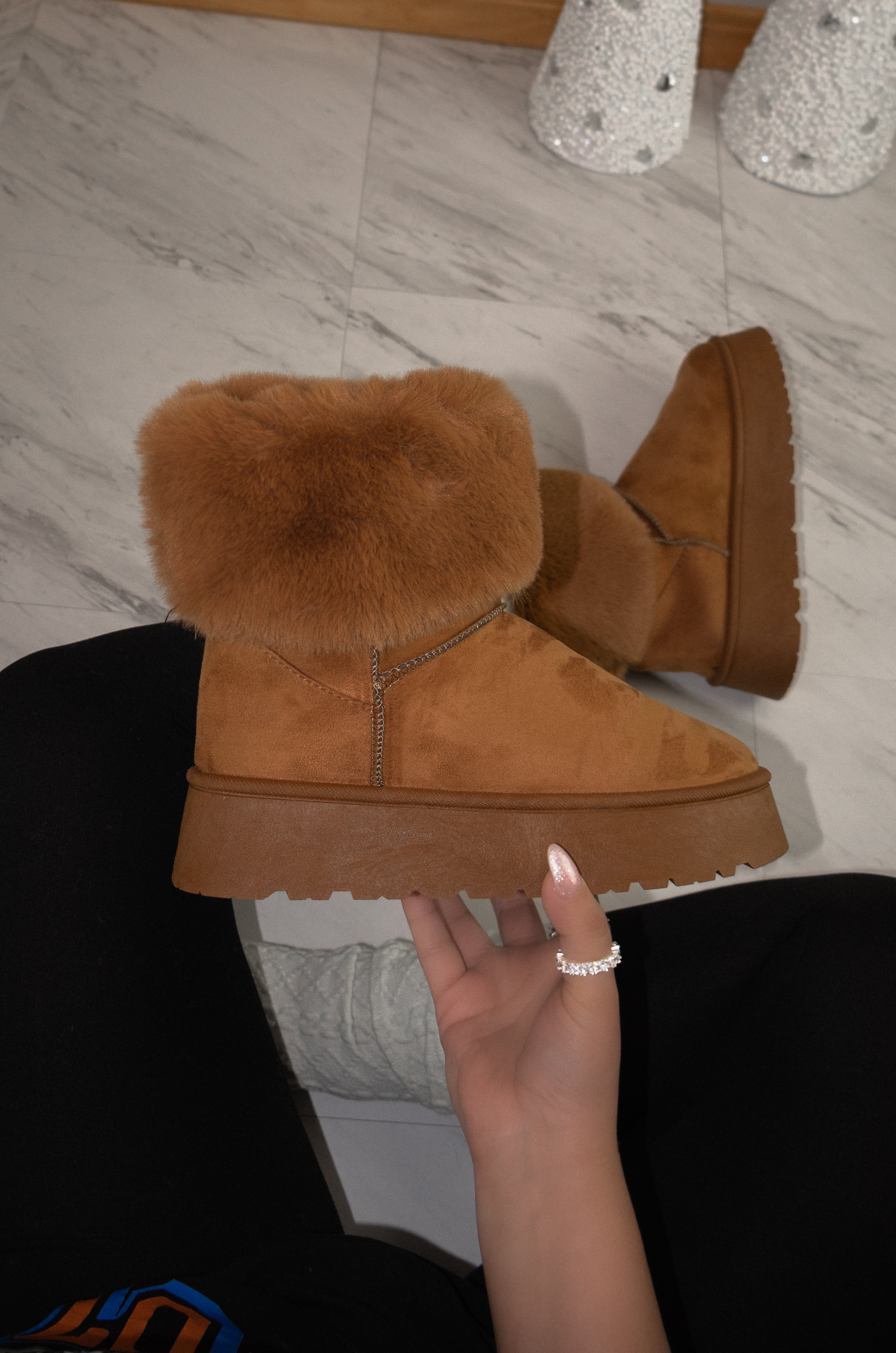 Platform hot sale fur boots