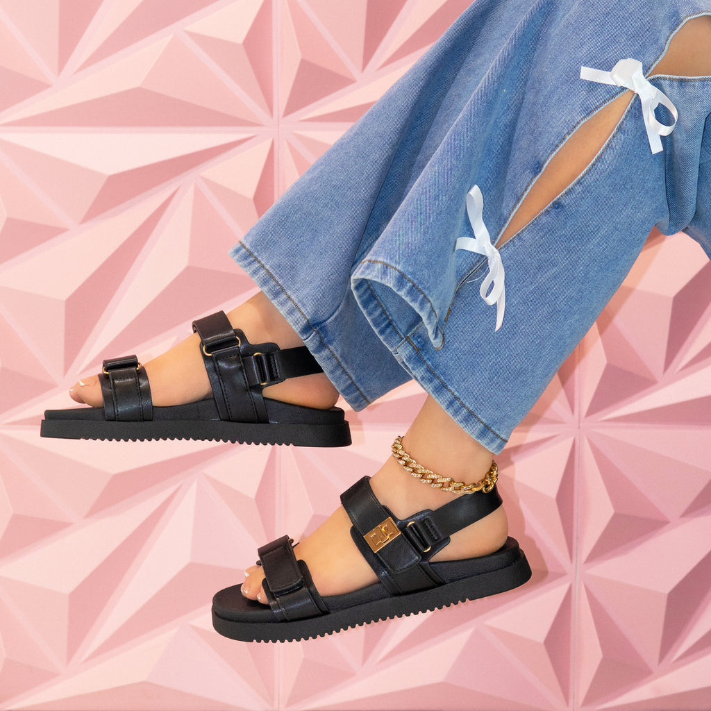 Daniela - Wide Fit Adjustable Double Strap Flat Sandals, Women’s Comfortable Summer Footwear, Cushioned Insole Stylish Casual Open Toe Sandals, Versatile Everyday Beach & Walking Shoes