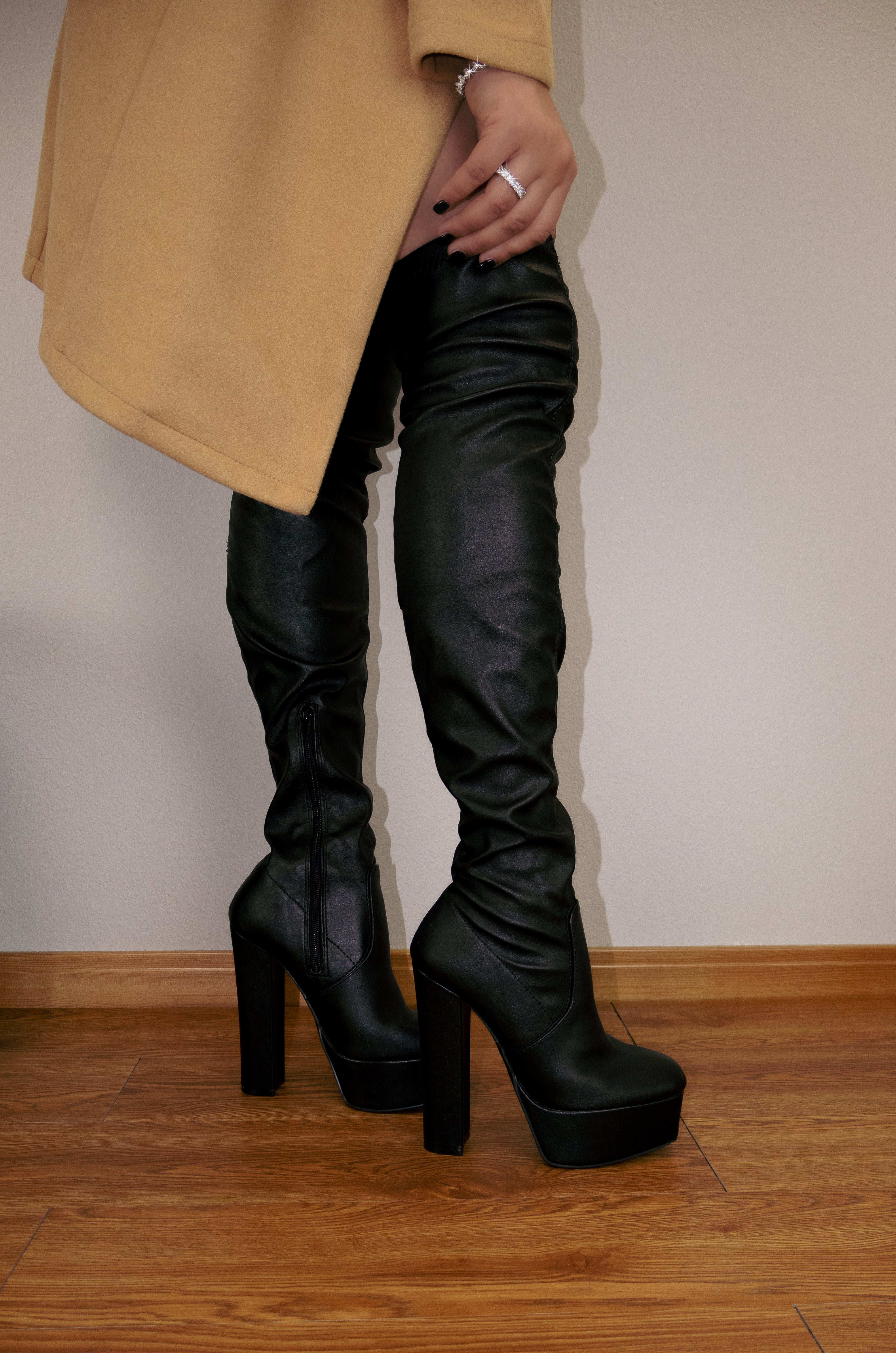 Knee high platform heel on sale boots